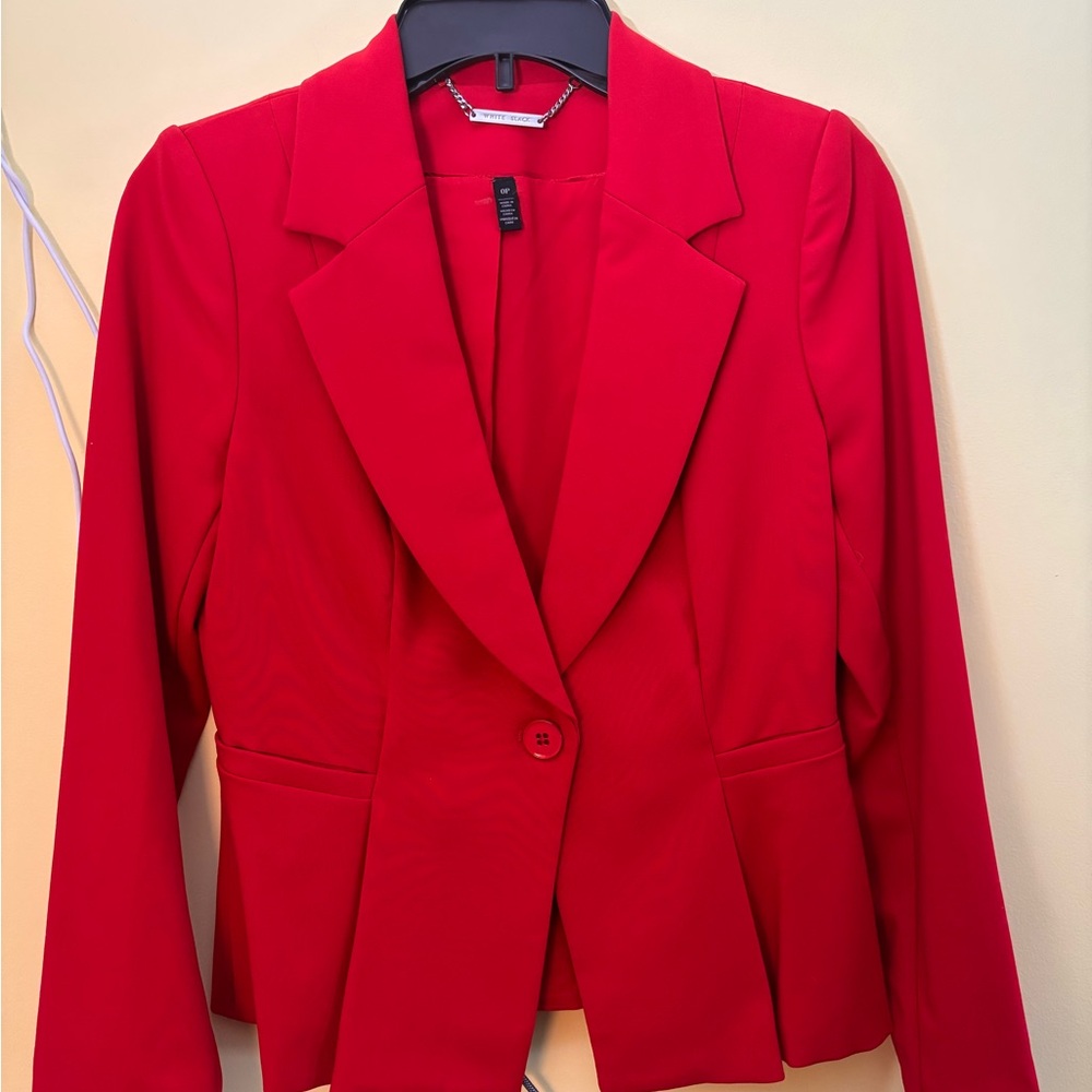 Chic Red Women's Blazer